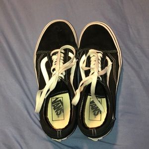Black platform VANS